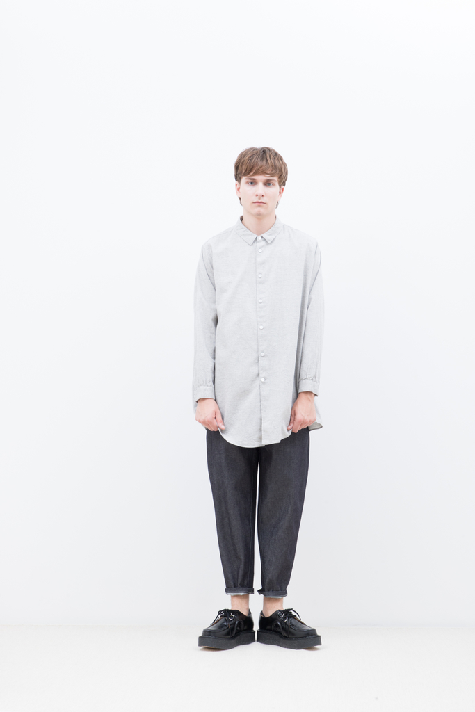 f:id:footmuji:20190213000145j:plain FIRMUMのワイドテーパードデニム