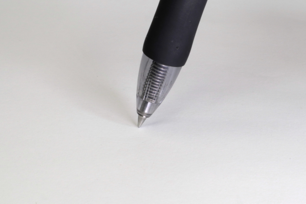 ボールペンのペン先