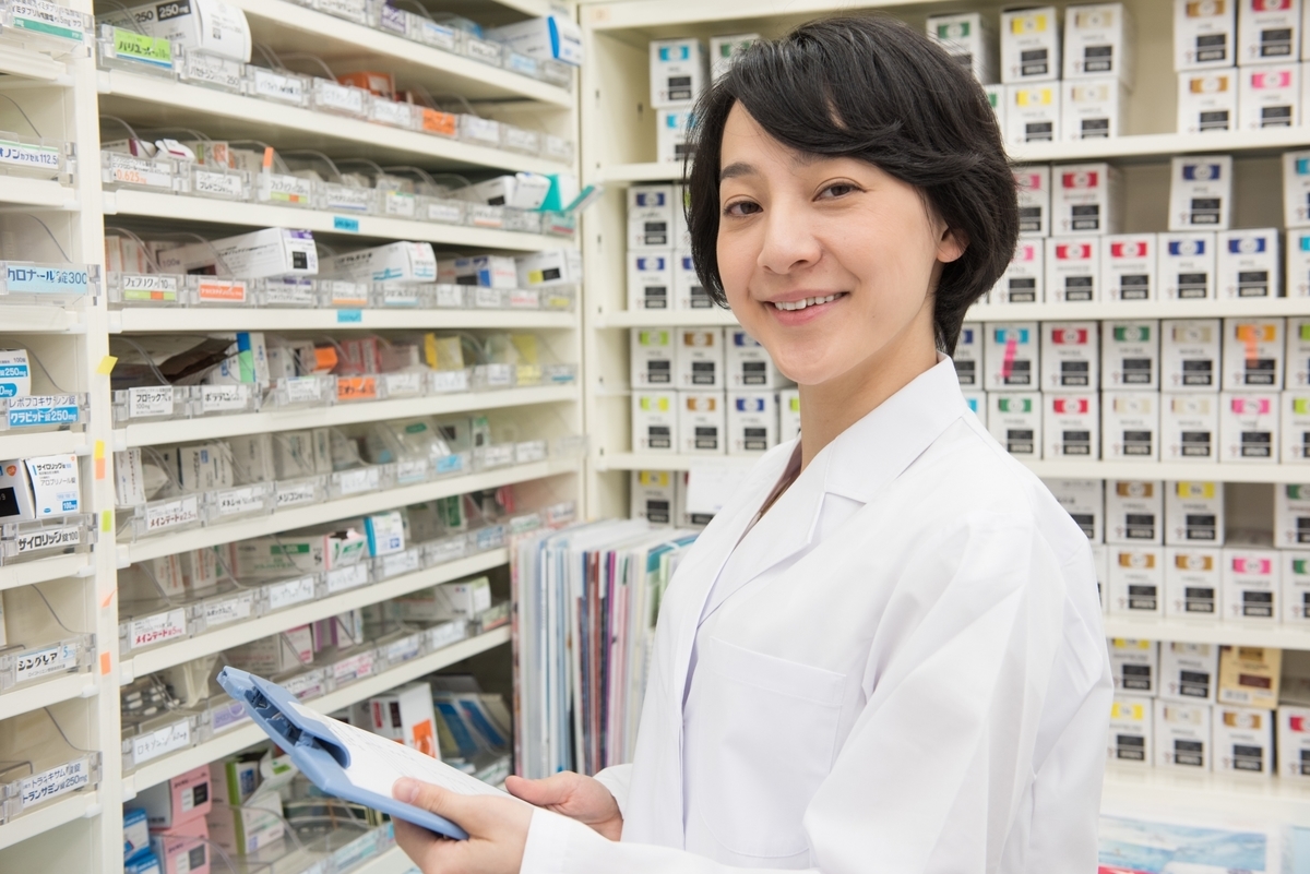 薬剤師の女性