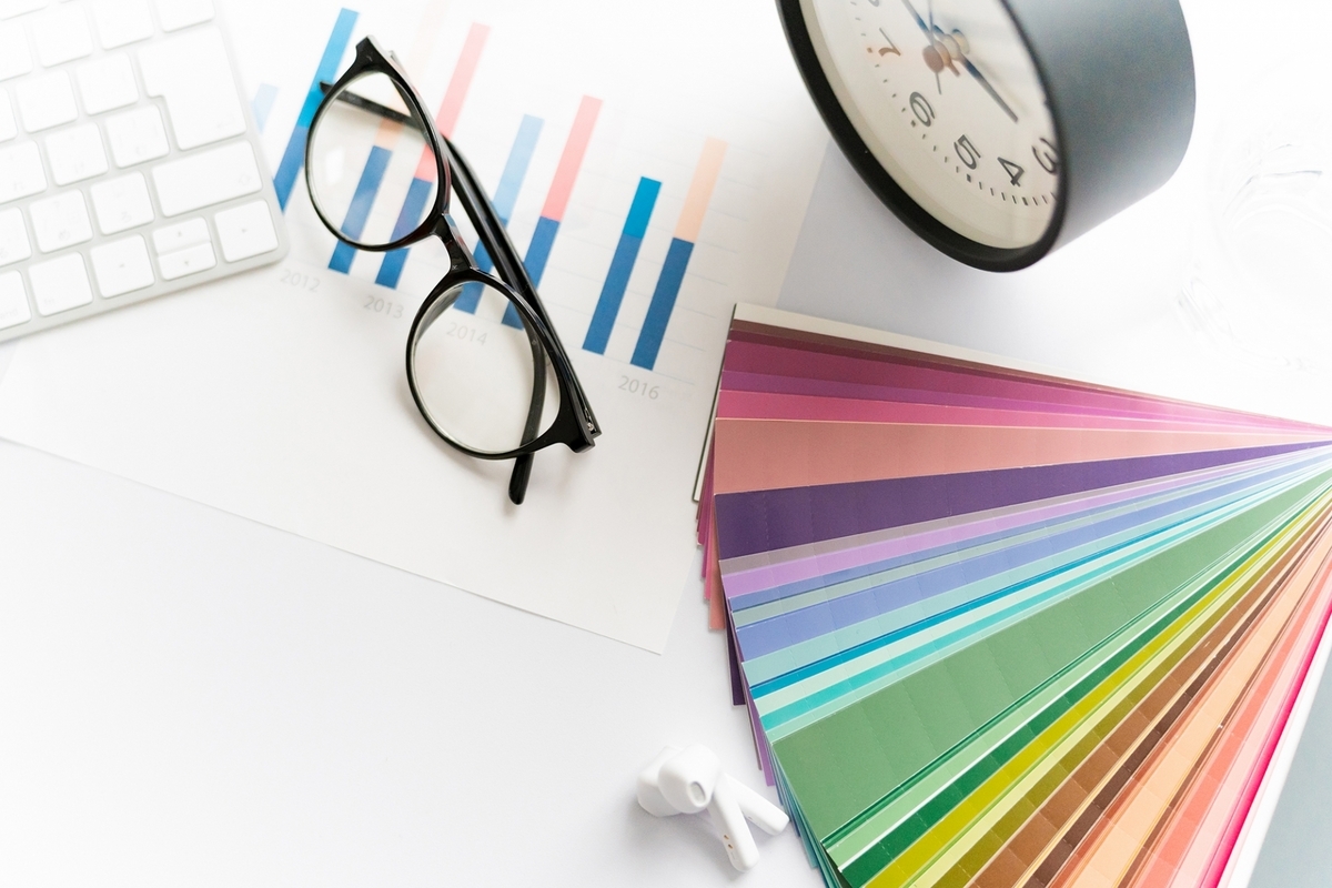 デザイナーのデスクのイメージ