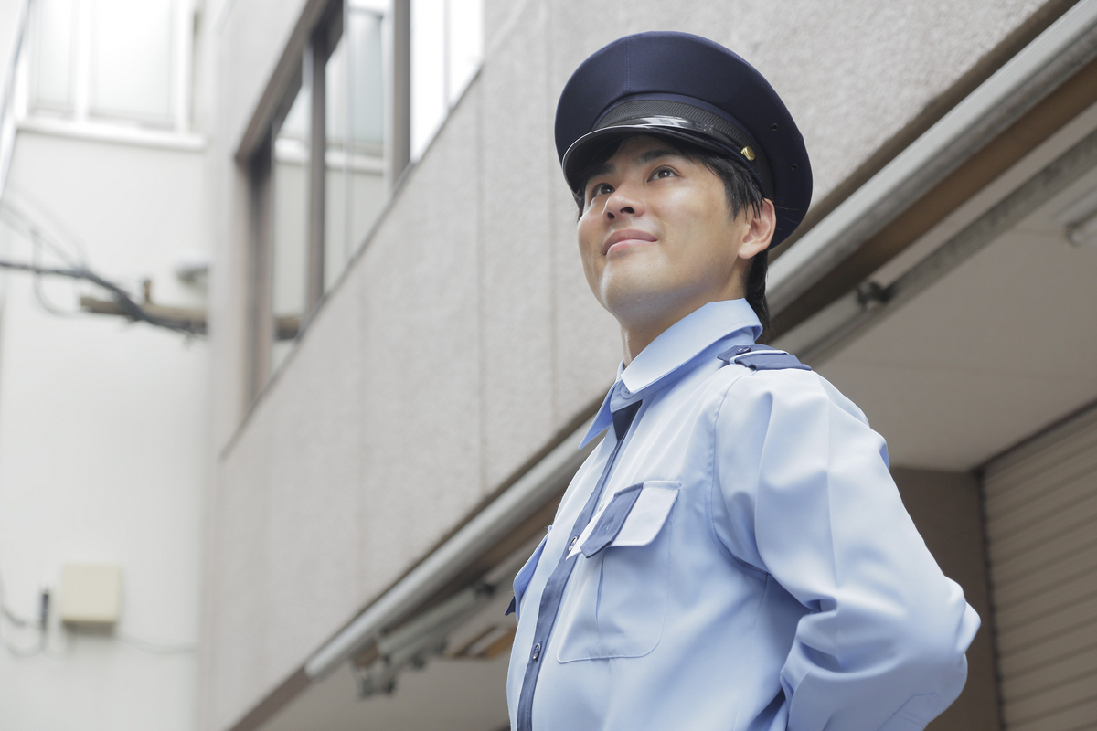 警備員の男性