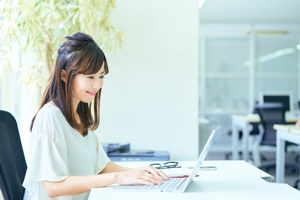 ビジネスウーマン