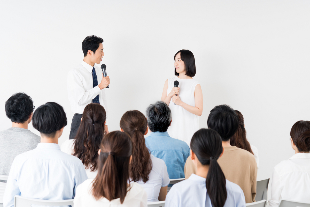 イベント司会者