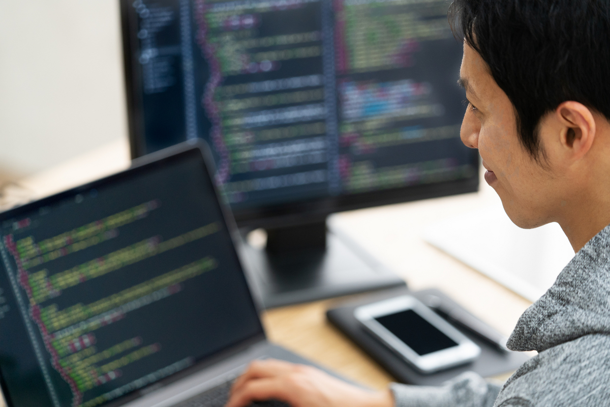 エンジニアの男性