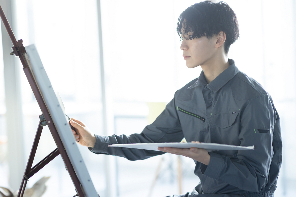 画家の男性