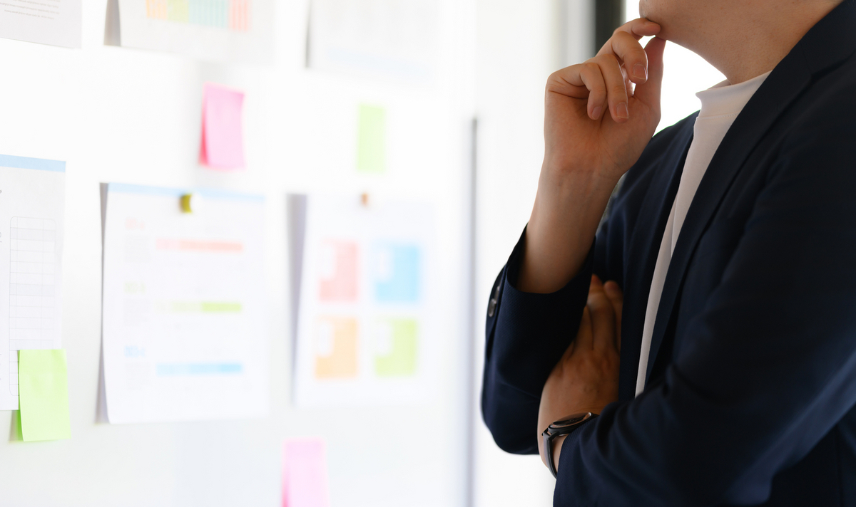 企画を検討する