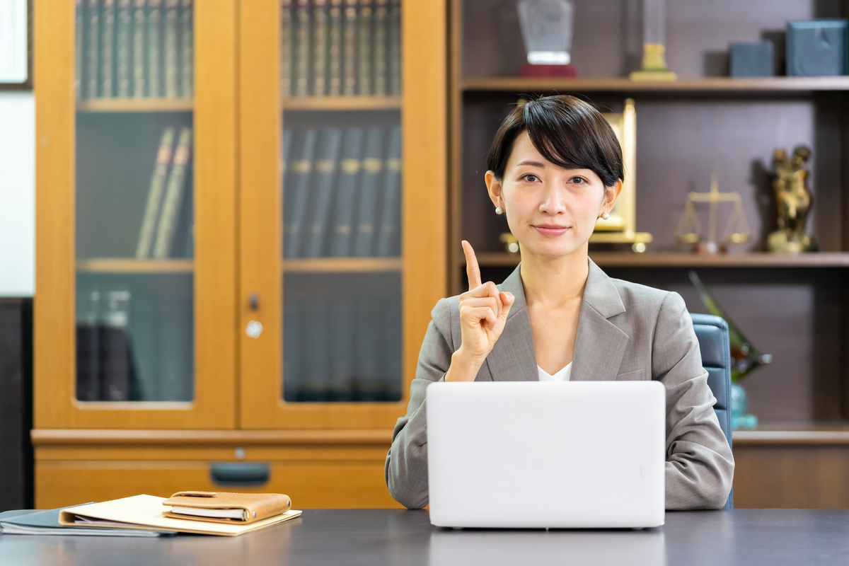 法律関係で働く女性