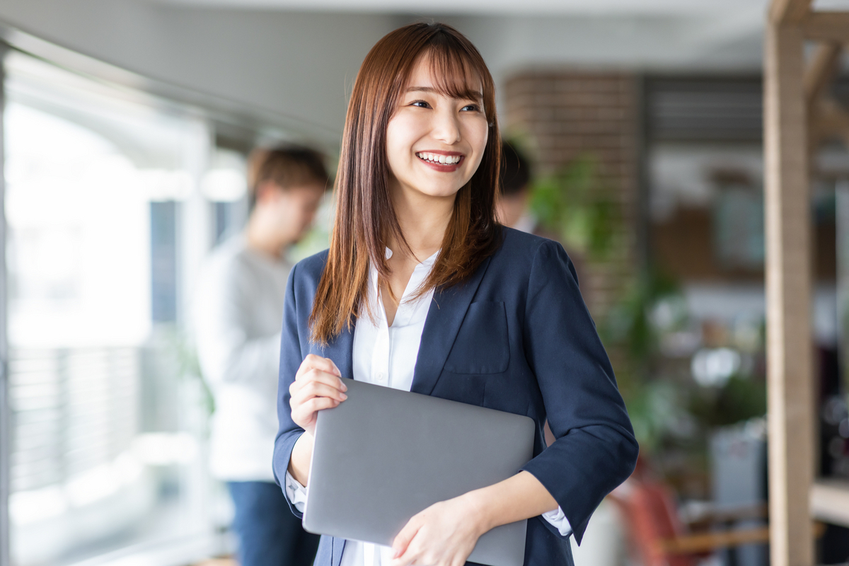 女性ビジネスパーソン