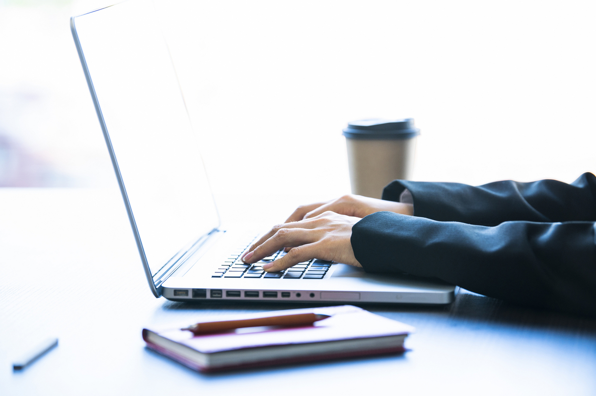 異動挨拶のメールにはどう返信すべき？例文4つとマナーをチェック！ - スタンバイplus(プラス)｜仕事探しに新たな視点と選択肢をプラスする