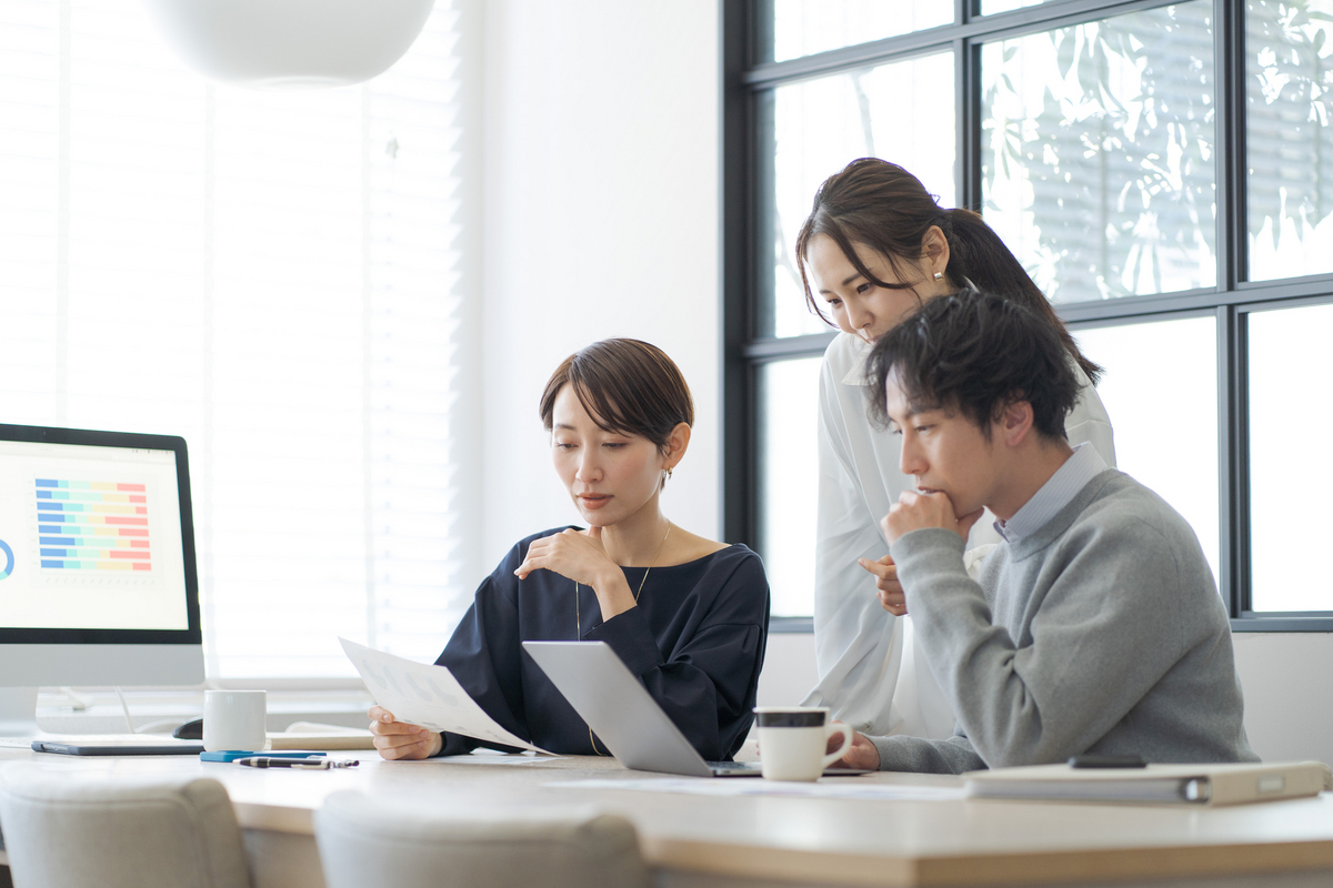 ミーティングテーブル