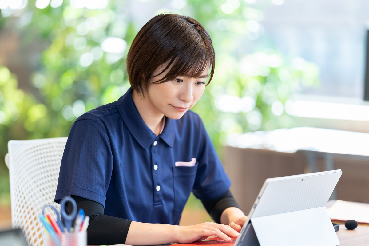 保健師になるために勉強する人