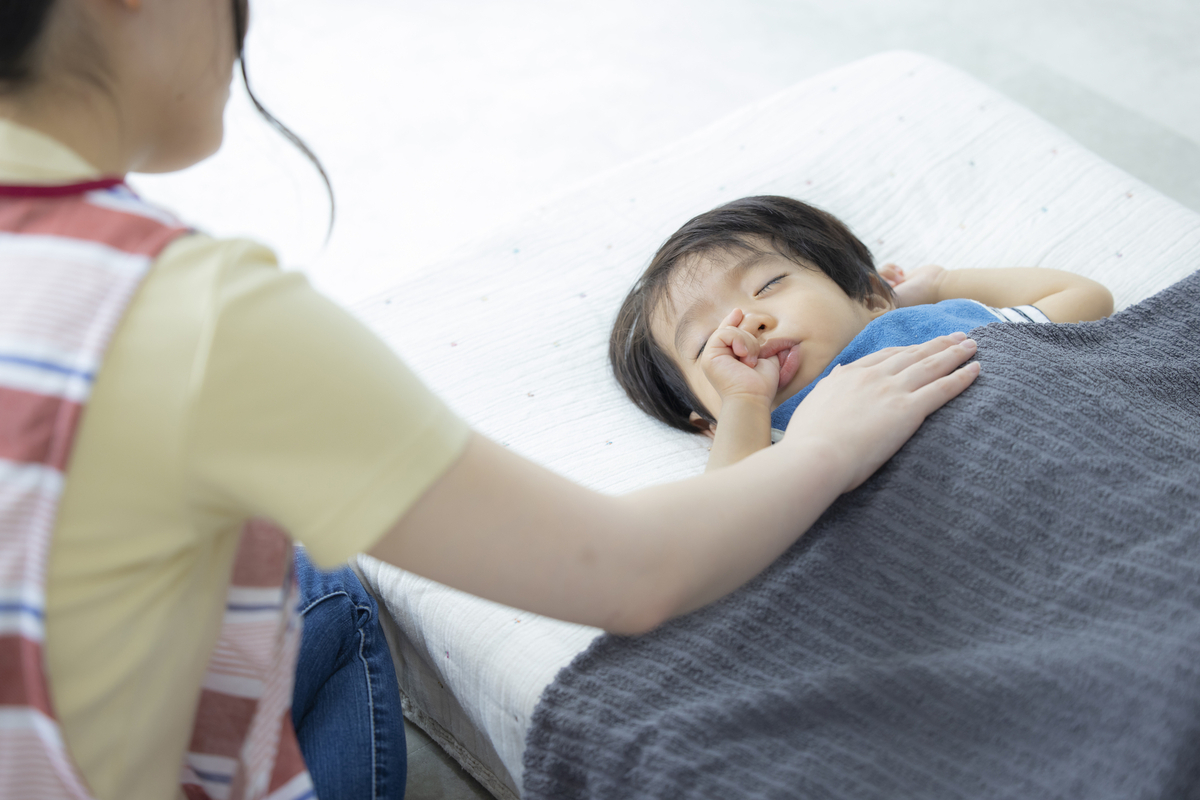 赤ちゃんの寝かしつけ