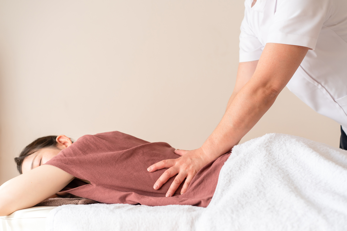 腰のマッサージ