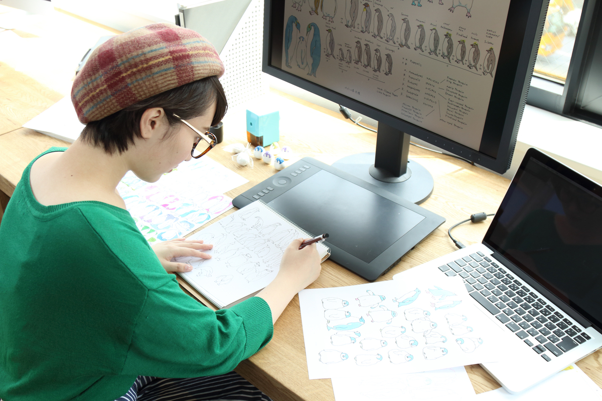 女性イラストレーター