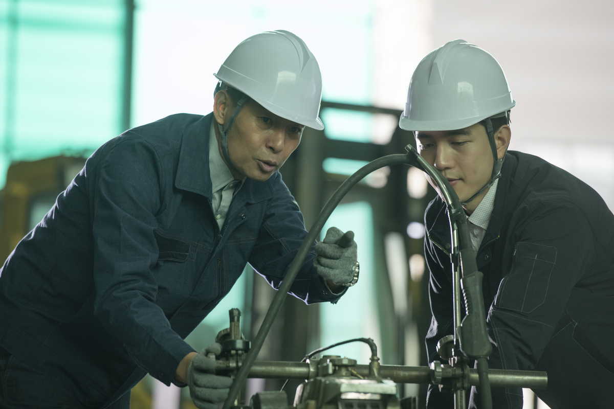 製造業の男性たち