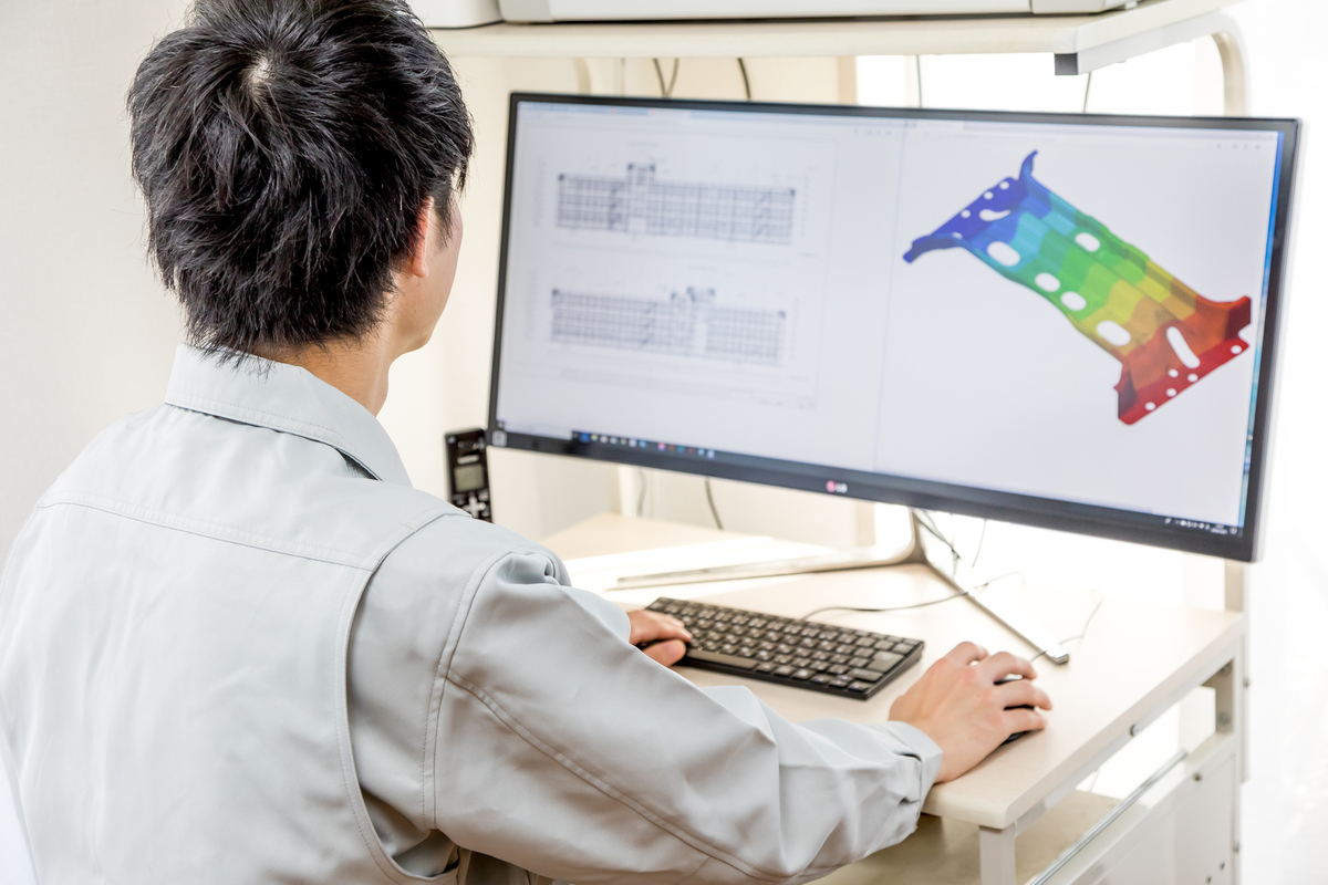 男性CADオペレーター