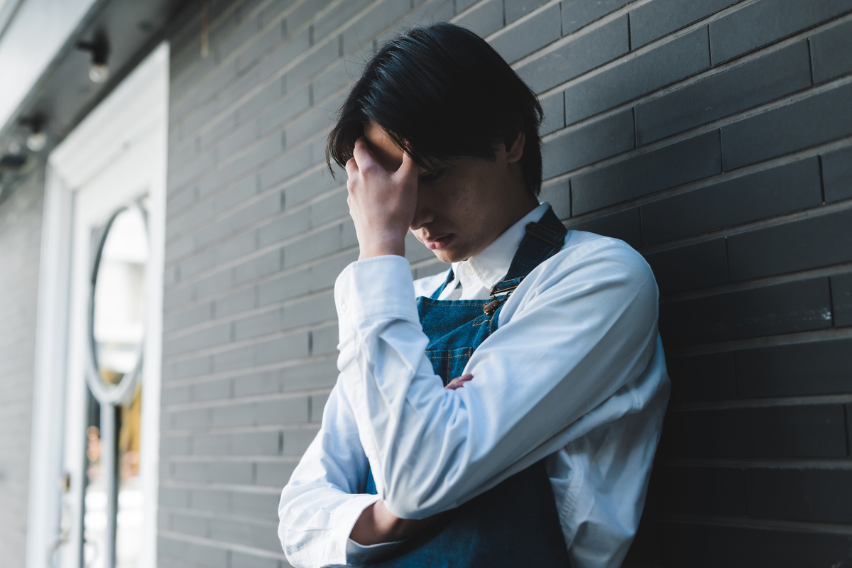 やりがい搾取とは？問題の原因や陥りやすい業界・職種を徹底解説 - スタンバイplus(プラス)｜仕事探しに新たな視点と選択肢をプラスする