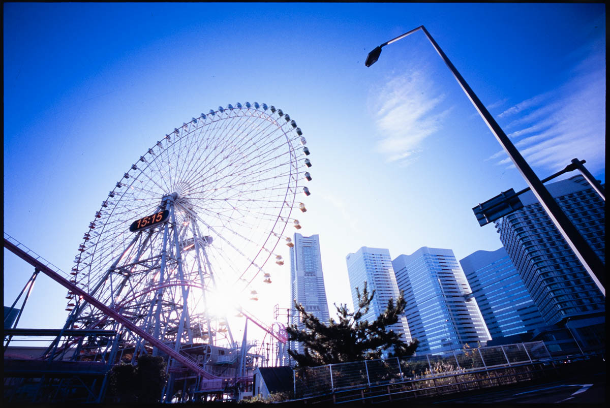 G1 + Hologon8/16, Velvia100, F8, 1/180