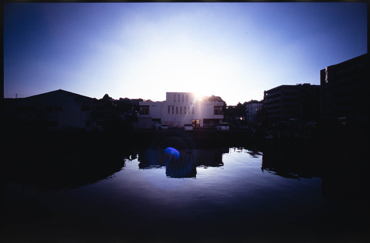 G1 + Hologon8/16, Velvia100, F8, 1/700