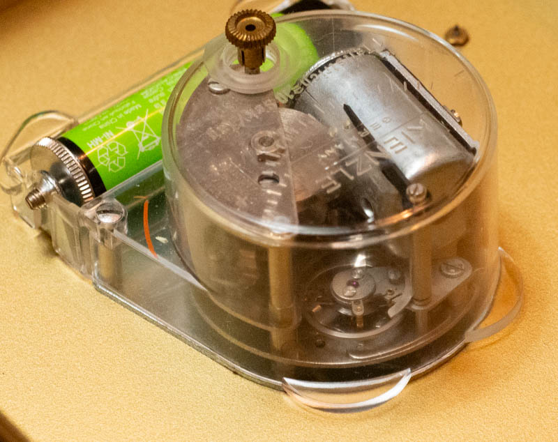 電池で動く機械式時計 - fortia's レビュー