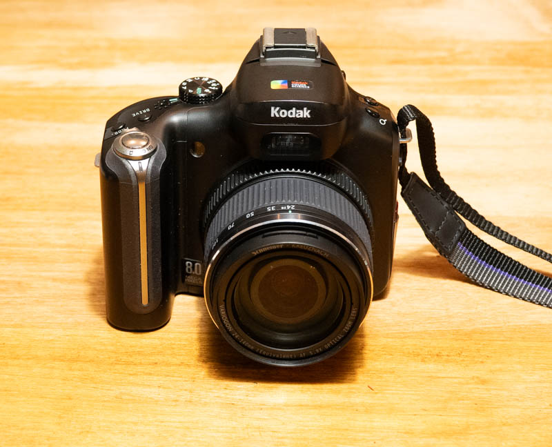 Kodakのオールドデジカメ P880 Zoom - fortia's レビュー