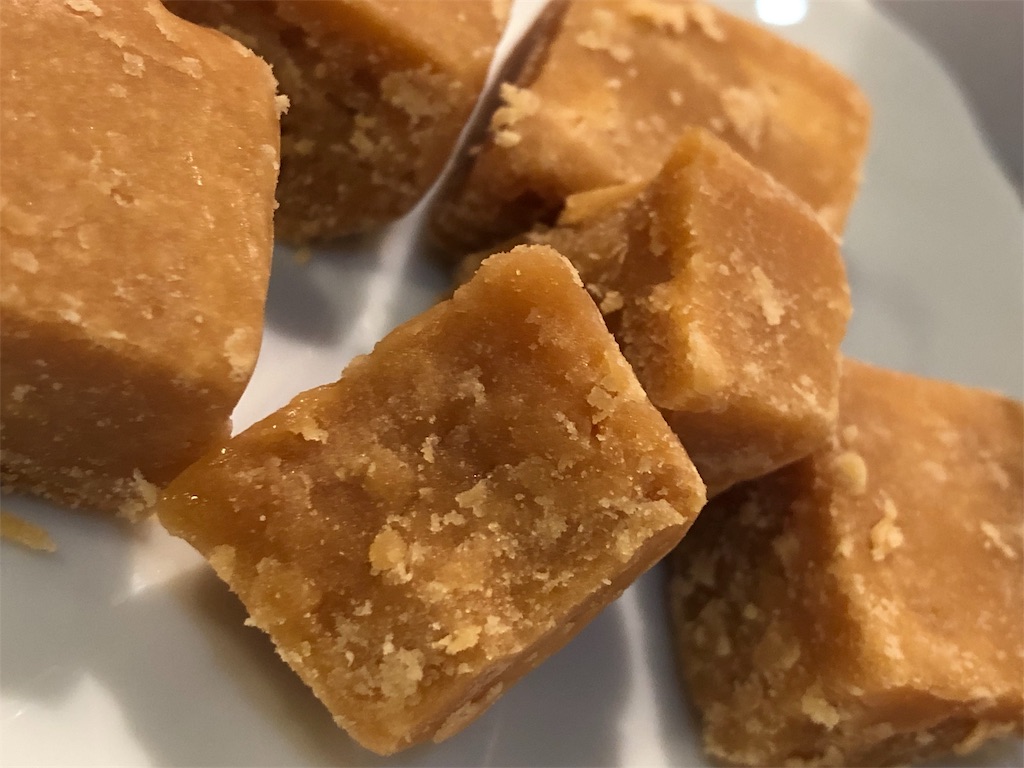 ロダスのショートブレッドとファッジをdemerara Bakerry デメララベーカリー で クロテッドクリームを使ったお菓子 お菓子 を巡る暮らしの雑記帖
