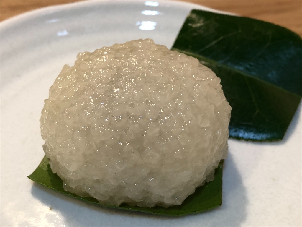 京都 中村軒の『椿餅』。東京でいただけるのは年に一度⁉︎この時期だけ