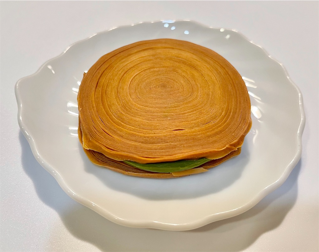 博多『オスピターレ』博多バリバリ。濃厚ピスタチオチョコレートを