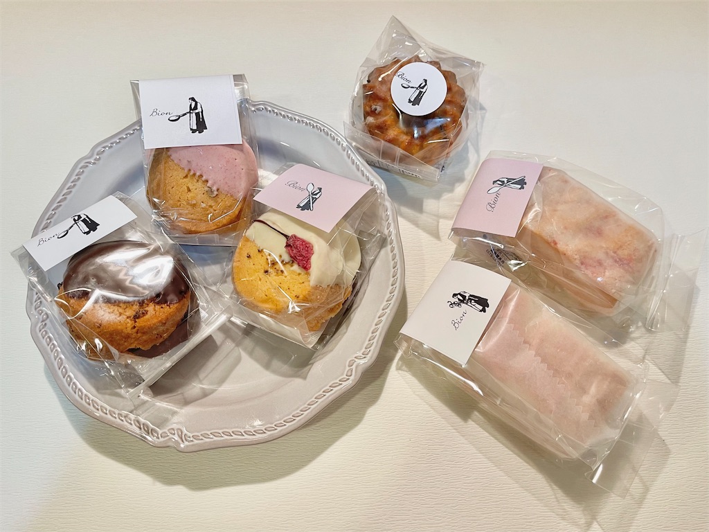Bion（ビオン）』の塩サブレ。渋谷のキャトルセゾンでも不定期