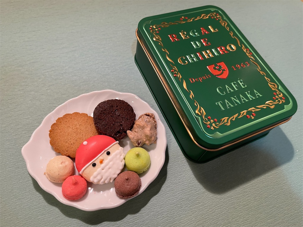カフェタナカ ビジュー･ド･ビスキュイ プティノエル / プティプルミエ カフェタナカ』ノエル缶を今年も。ビジュー・ド・ビスキュイ