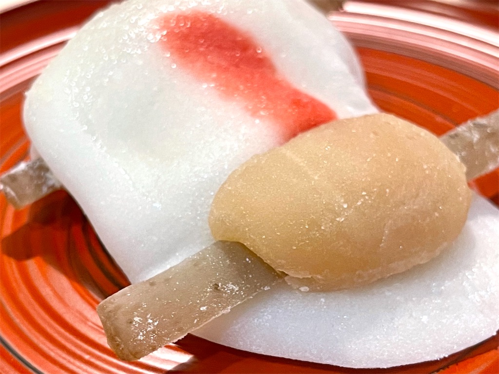 伊勢丹新宿 鈴懸 葩餅 福岡発の和菓子店が作る迎春の花びら餅 お菓子を巡る暮らしの雑記帖