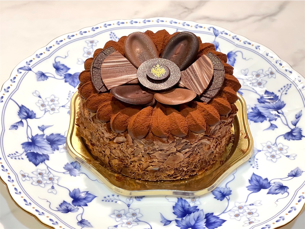 Demel デメル ショコラキャラメルトルテ デパ地下で買えるおすすめのチョコレートケーキ お菓子を巡る暮らしの雑記帖