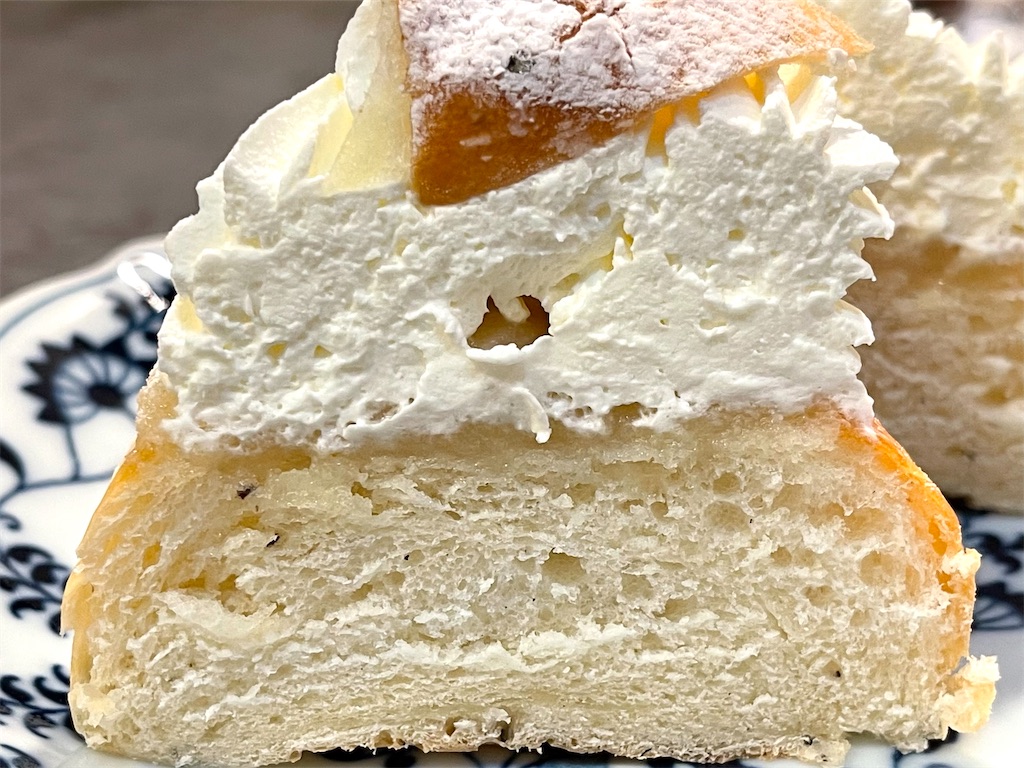 北欧展『FIKAFABRIKEN & torpet 』プリンセスケーキとセムラ。可愛くて