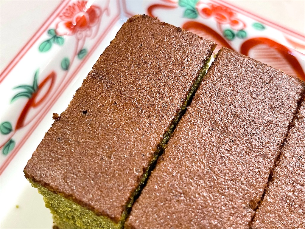 長崎『松翁軒』抹茶のカステラ 翠珠 SUIJU 。贅沢に抹茶を使った期間