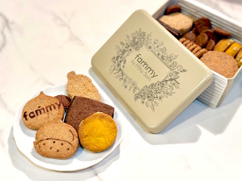 fummy by Miho Sato』栗とどんぐり缶。思わずビジュ買いした