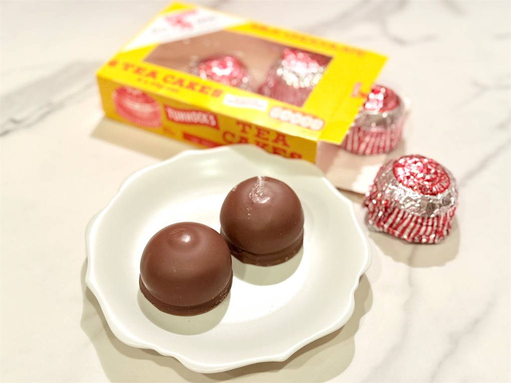 イギリス土産『TUNNOCK'S』TEA CAKE。老舗菓子メーカーの甘〜いお菓子