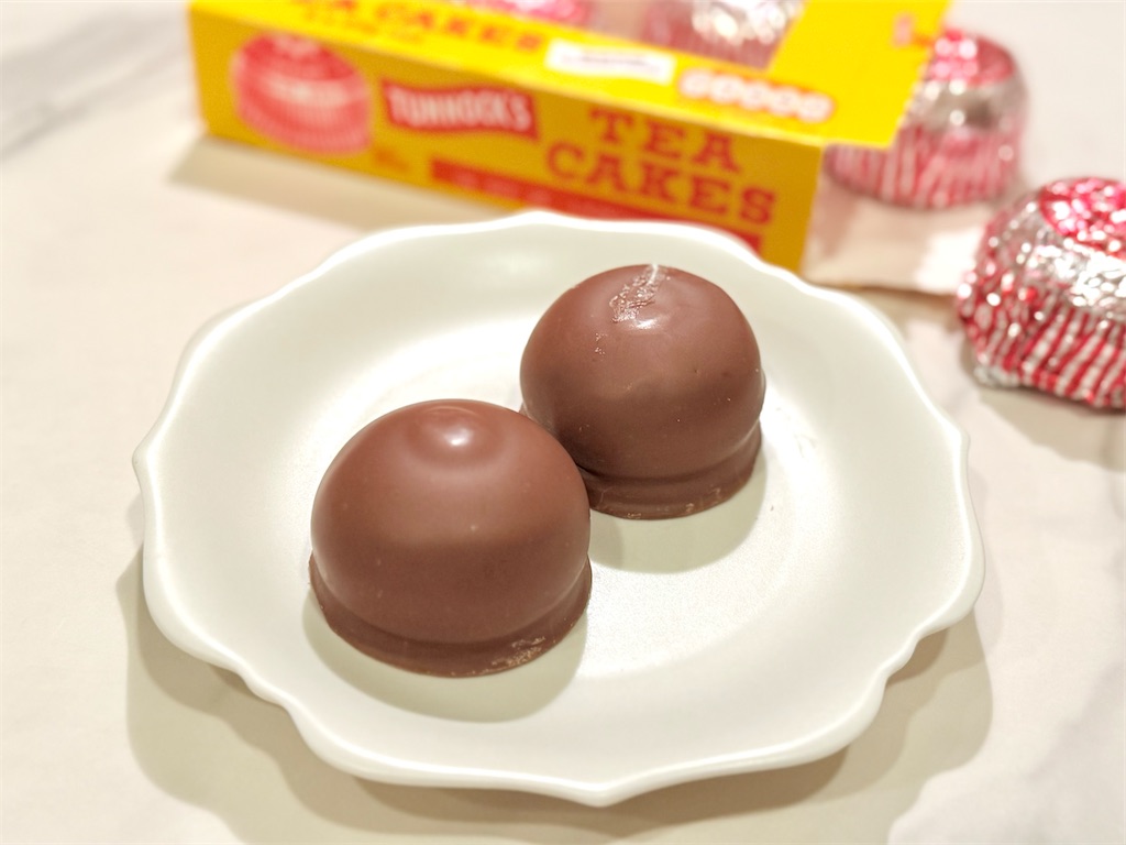 イギリス土産『TUNNOCK'S』TEA CAKE。老舗菓子メーカーの甘〜いお菓子