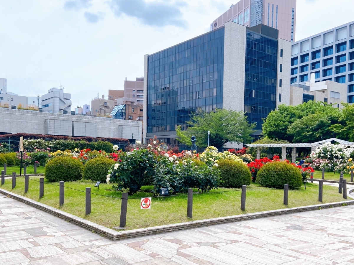 本郷給水所公苑で薔薇を見る 仕事辞めて仕切り直すことにした