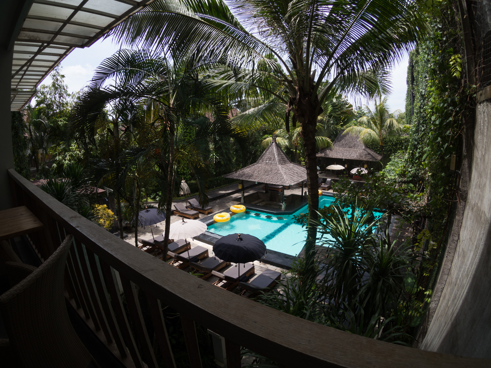 f:id:fridaynight:20161225002528j:plain