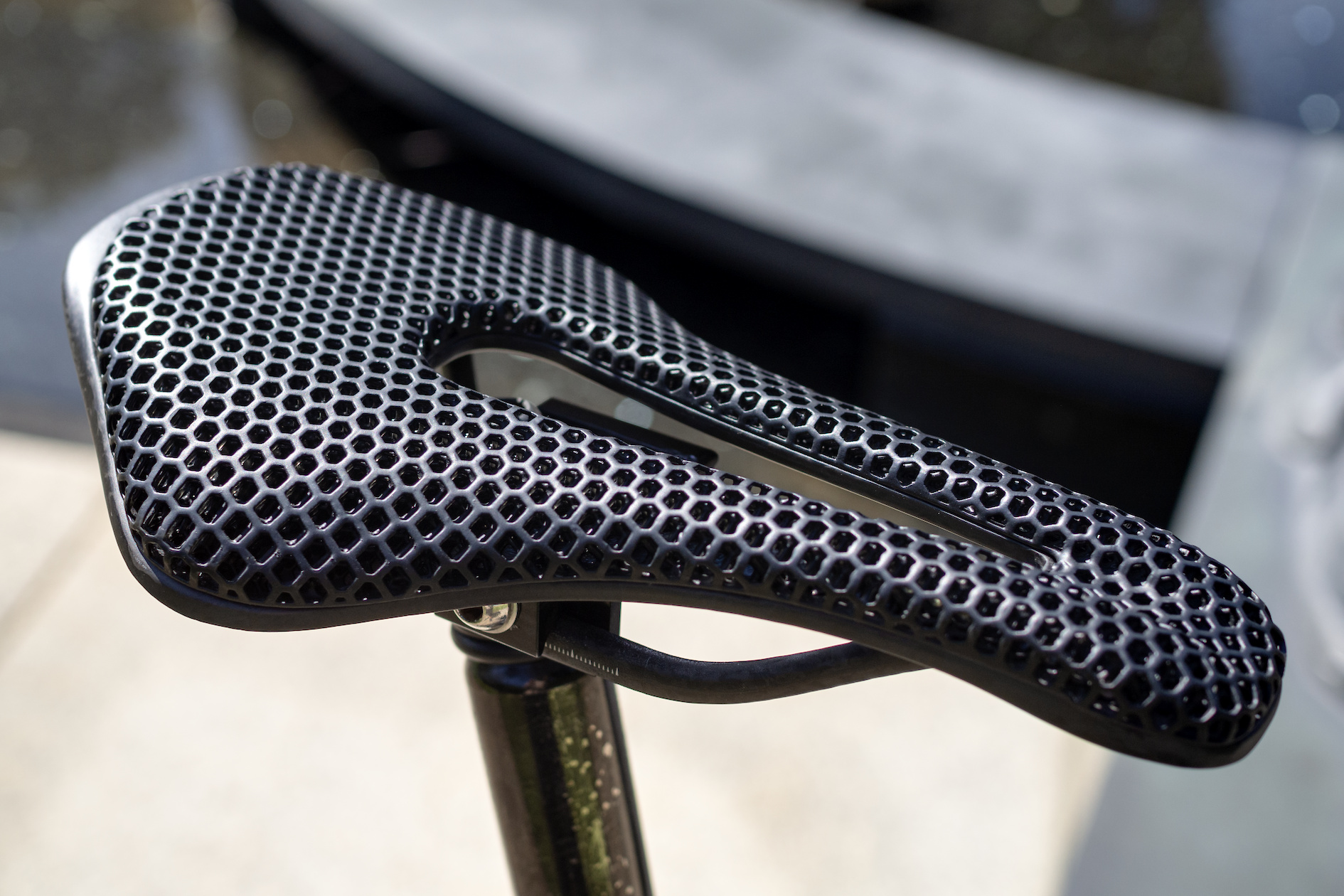 SELLE SMP サドル SCAFO H ブロンプトン純正サドル（旧） ブロンプトンにサドルSelle SMP VT30Cを装着 - 豪鬼メモ