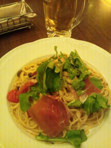 ロイヤルホスト 神保町にて