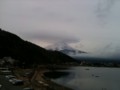 曇り空の下の富士山