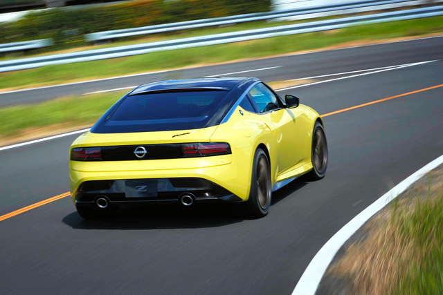新型フェアレディz Z35 プロトタイプ イラストとか車の画像とか