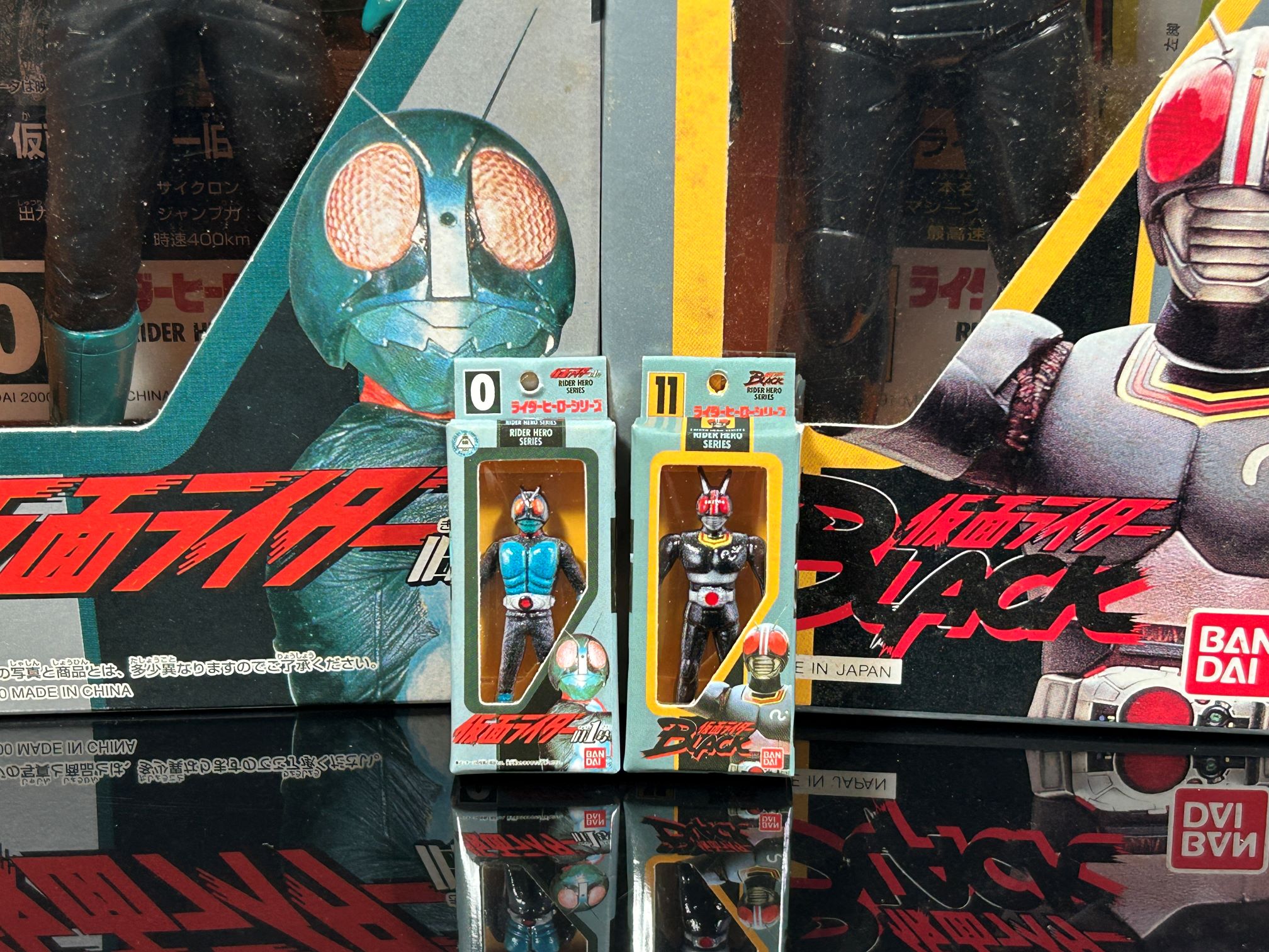 BANDAI 仮面ライダー ソフビパッケージチャーム＆チョコスナック - FTS 