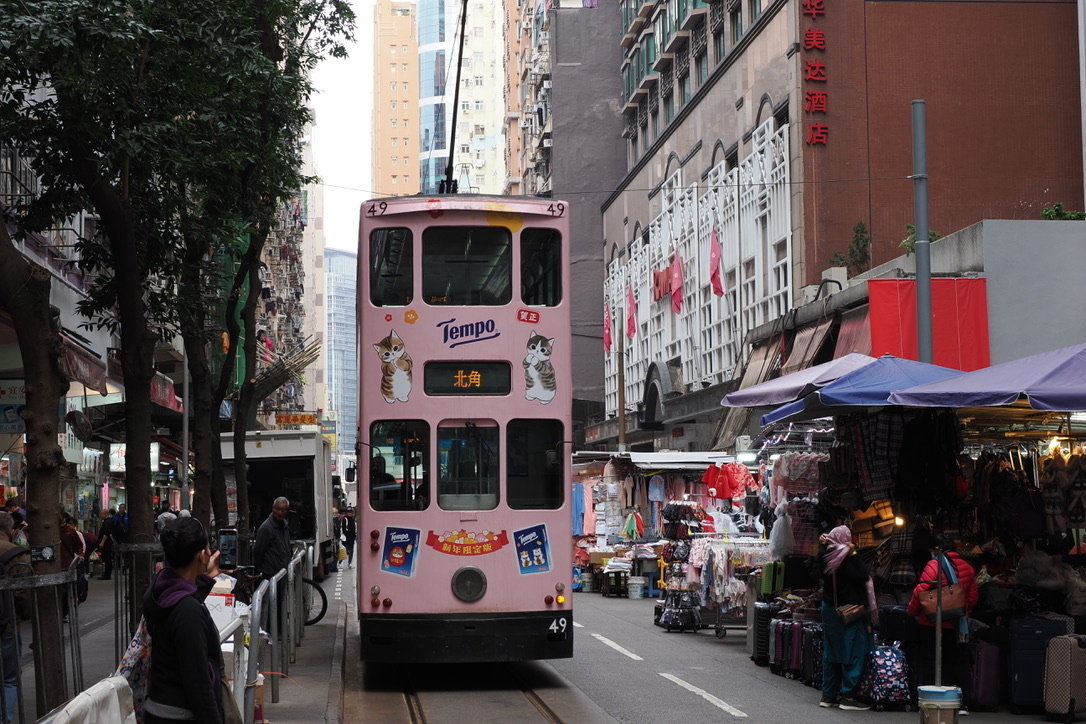 香港の2階建ての路面電車