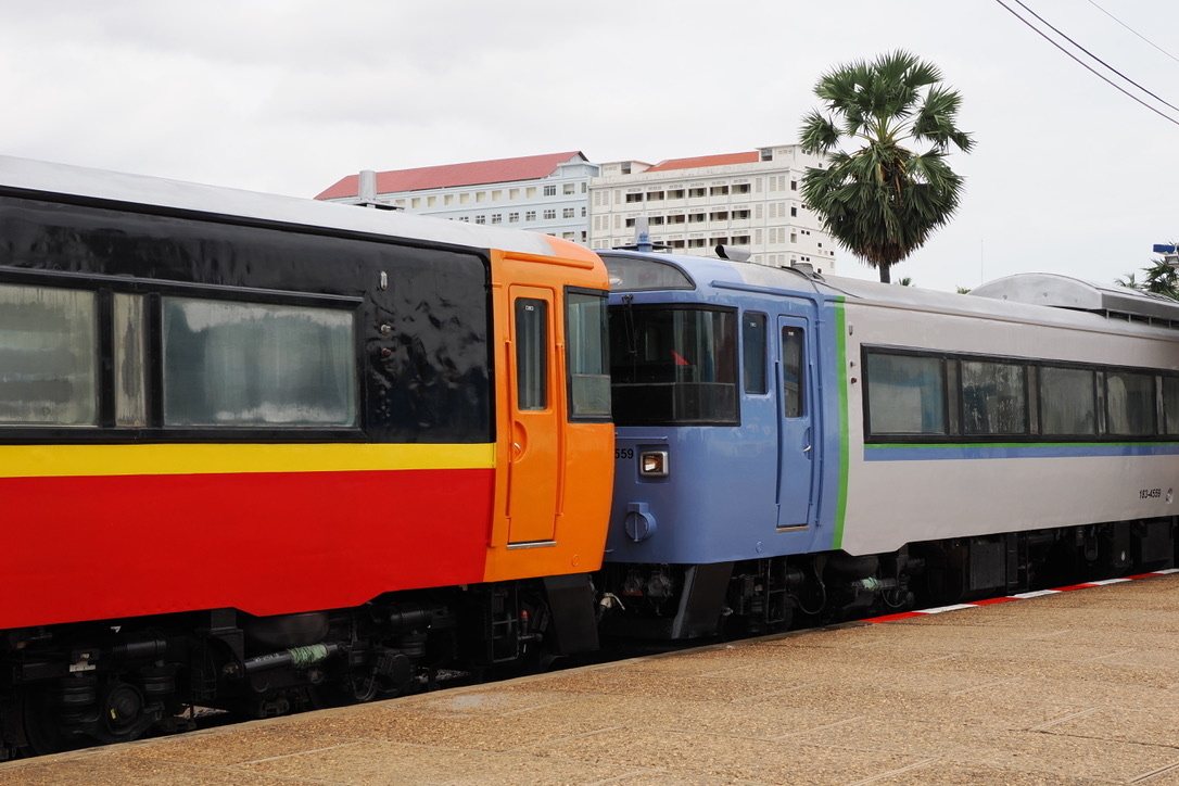 キハ183 JR キハ183-500系特急ディーゼルカー(おおぞら)セット｜製品情報