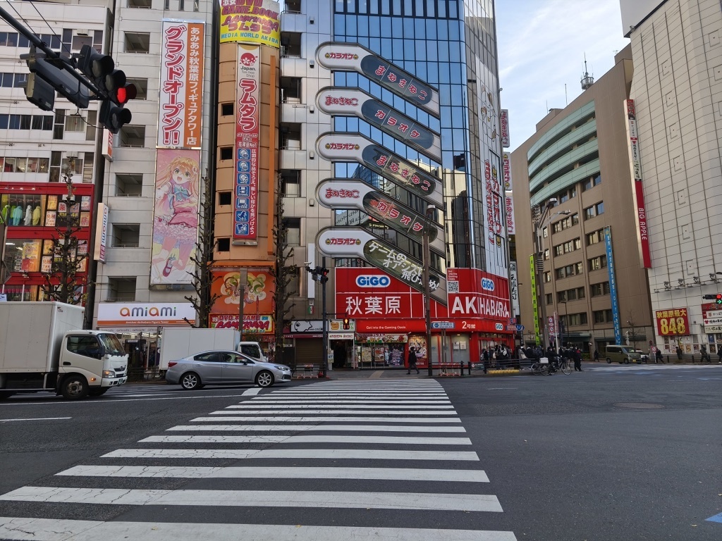 Xiaomi 14Tで撮影 - 朝の秋葉原 -