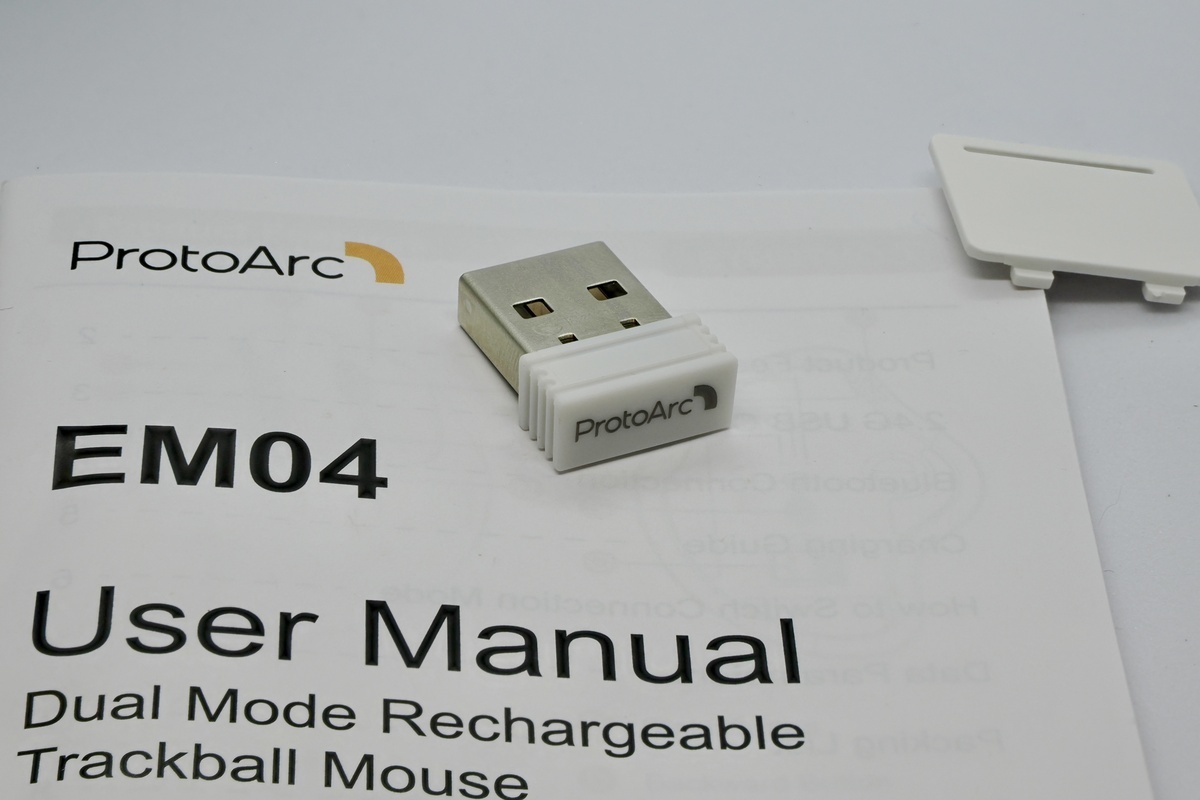USB-A接続のレシーバー