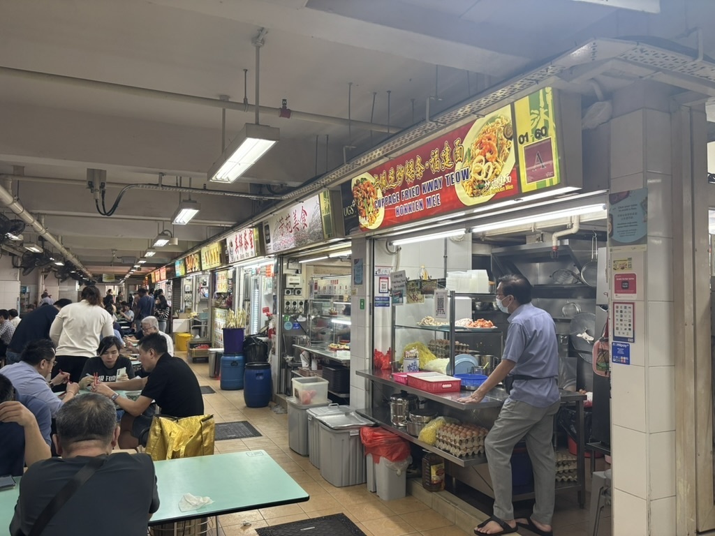 2フロアあり非常に広いフードセンター