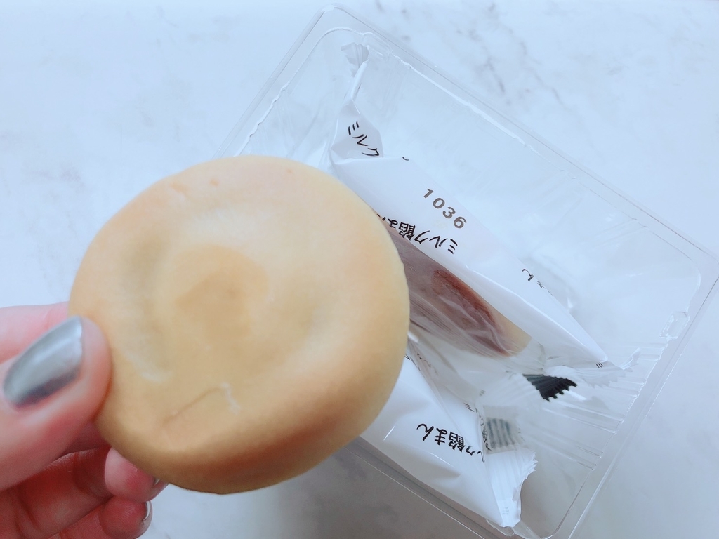 ジェネリック博多通りもん セブンの ミルク餡まん が美味しい 渕上真希のコンビニスイーツblog 酸いも甘いも嚙み分ける